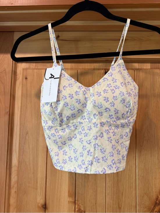 SHEIN Tops - Crop Tank Top Bundle